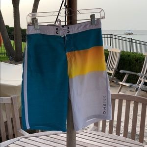 O’Neill board shirts size 27